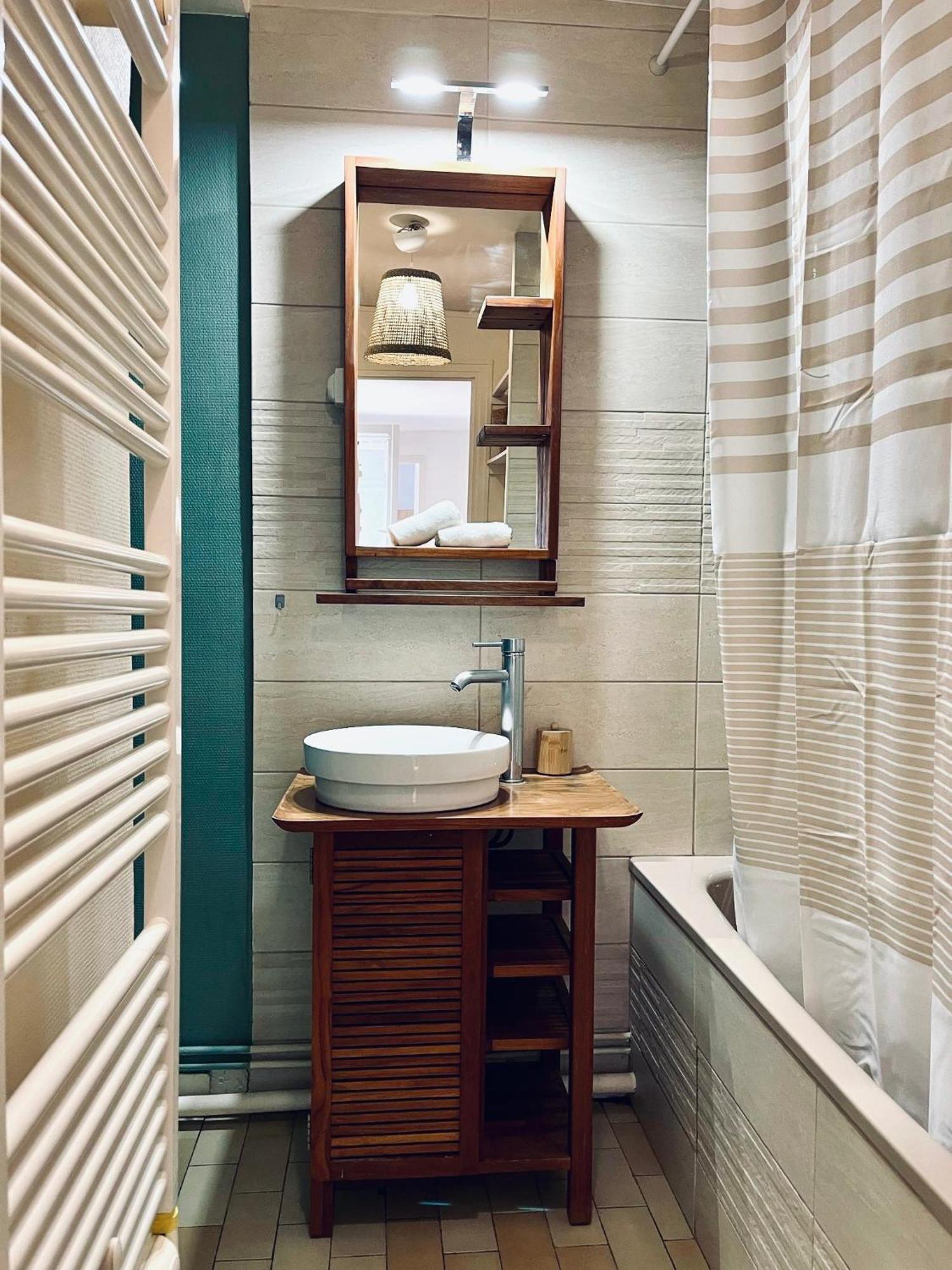Le Roy Soleil Classe 3 Etoiles Cosy & Coeur Du Quartier Saint-louis Versailles
